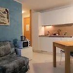 Апартаменти Giomein Elegant Blue House Cervinia *