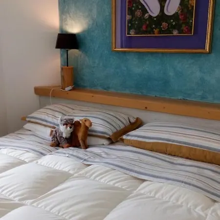 Giomein Elegant Blue House Cervinia بيريوِل تْشيرفينيا