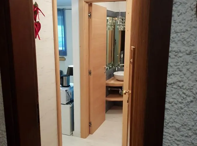 Giomein Elegant Blue House Cervinia דירה