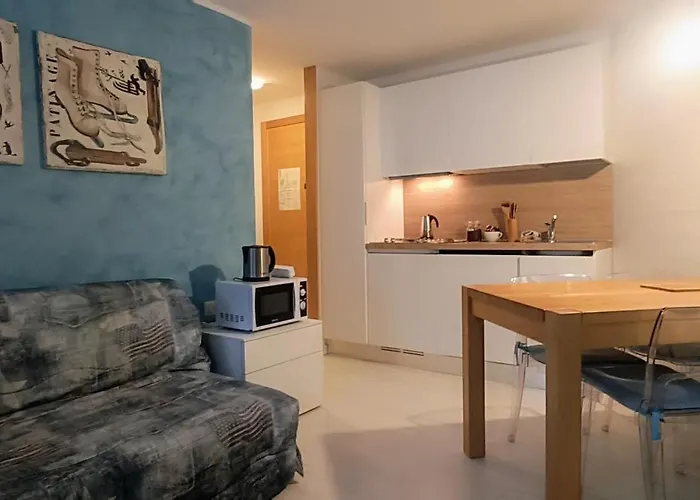 Апартаменти Giomein Elegant Blue House Cervinia *